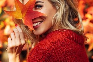 Как ухаживать за кожей лица осенью